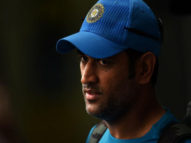 Back MS Dhoni to lead Chennai to victory today